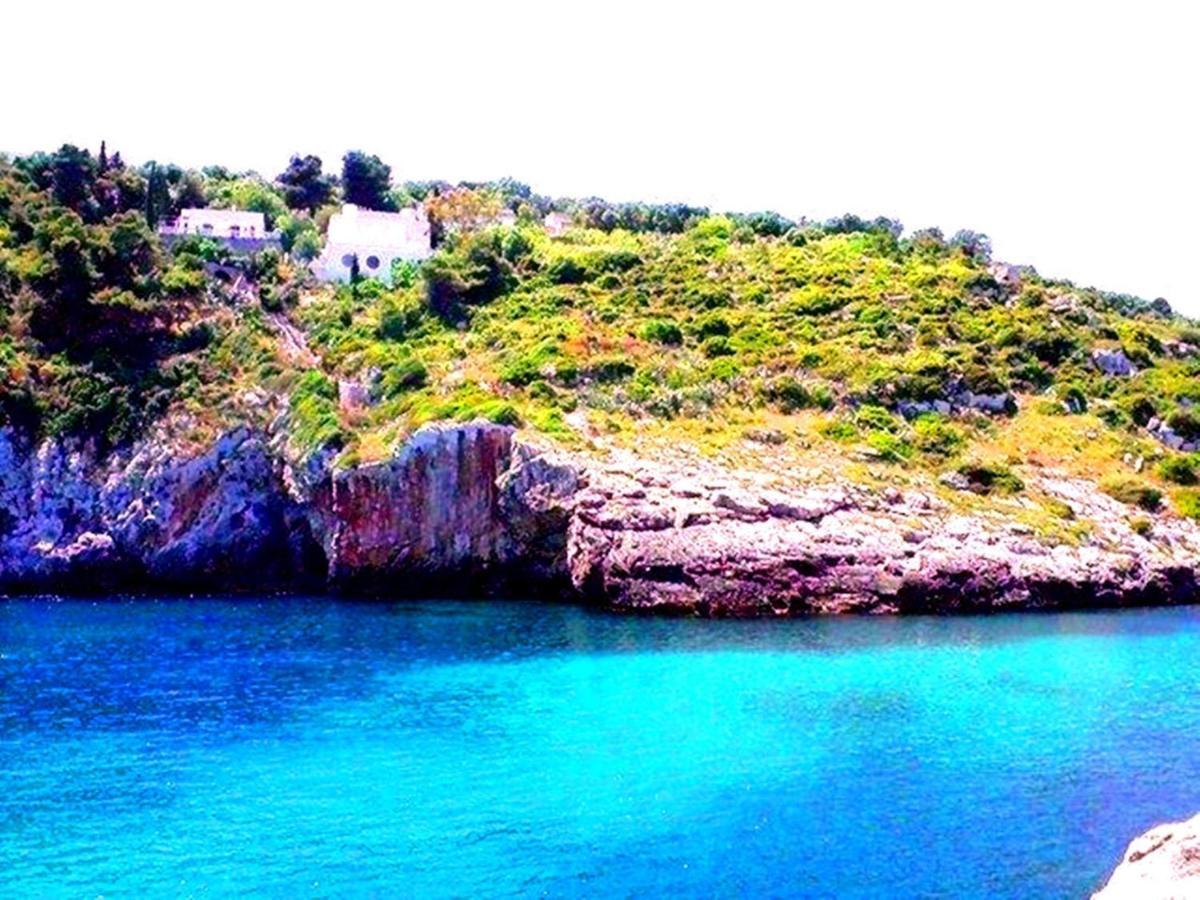 Blu Suite Cottage Sul Mare E Swimming Pool Tricase Eksteriør billede